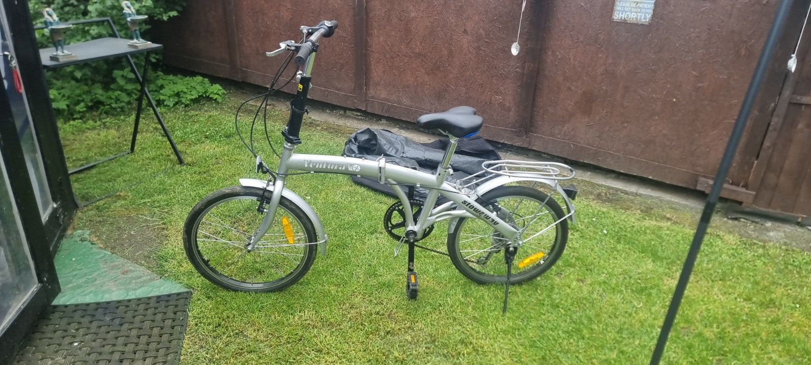 Ventura Stowaway Folding Bike 20 Wheels Excellent Condition Collection Only