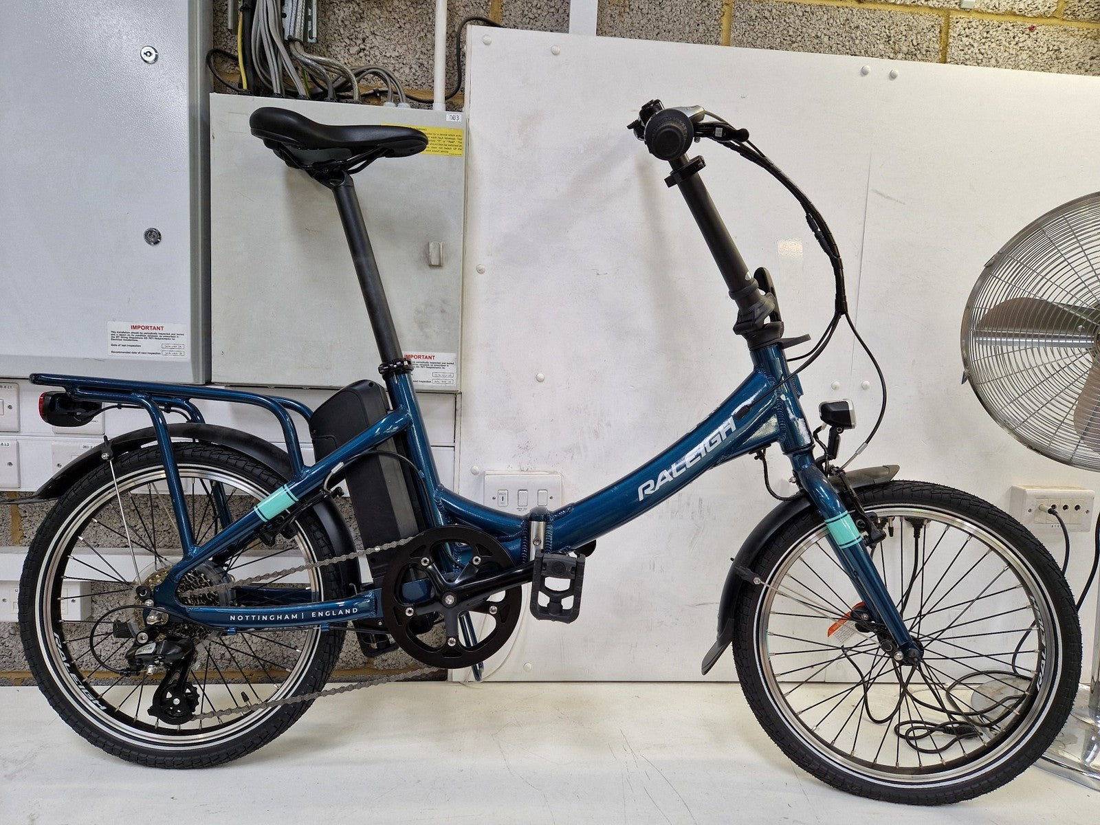 Raleigh 2019 Evo Alloy Folding Compact Bike 20" Wheel - Blue Green (Used/Marks)