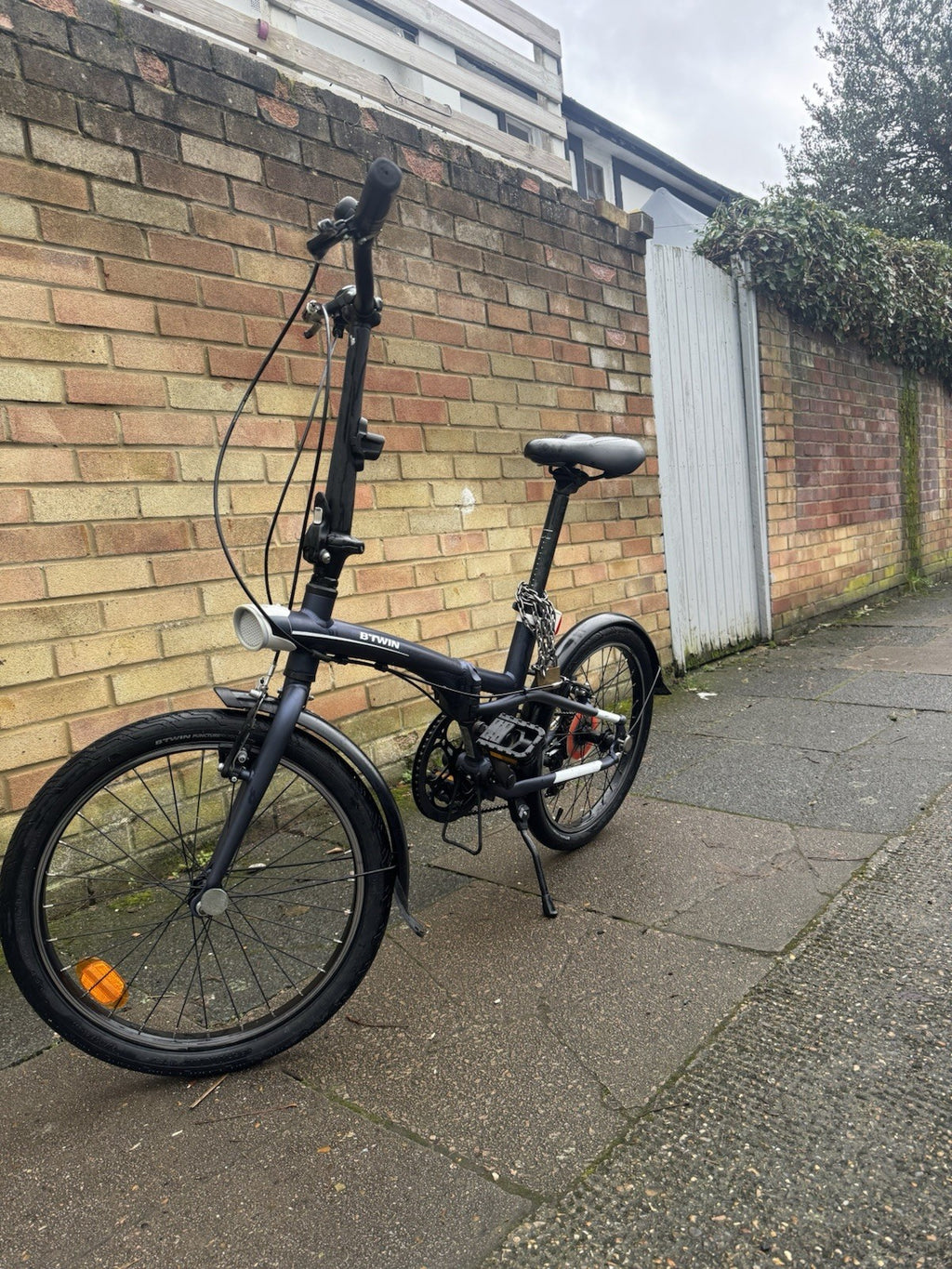 BTWIN Folding Bike 20″ | Urban Commuter Bicycle | 6-Speed Bike | Great for City