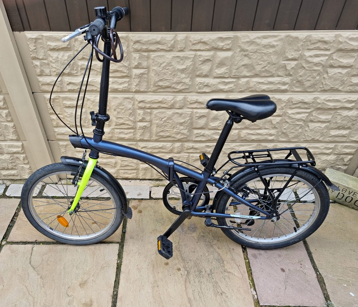 B'Twin 20in Folding Bike Black/Green, Rear Rack, Mudguards, V-Brakes