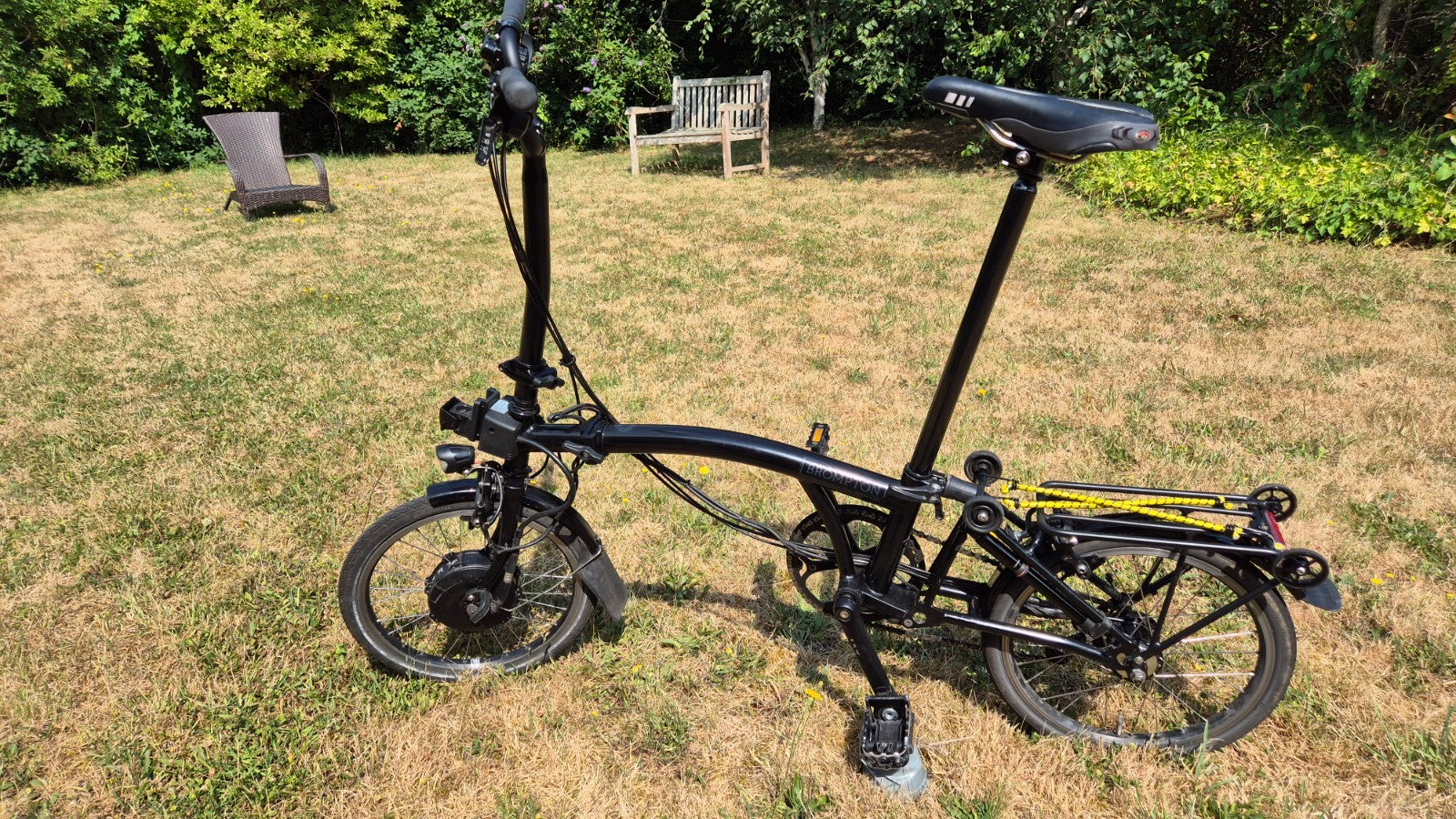 Brompton Folding Bike 6-Speed, Black H6R (2022)
