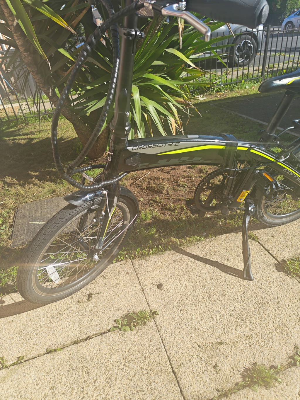 Carrera Crosscity E folding bike , 20'' wheels, black/green