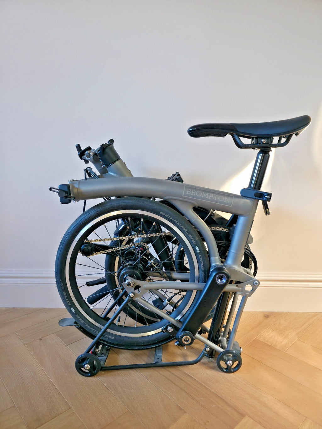 Brompton 12 speed T Line Explore Mid Handlebars - Excellent Condition