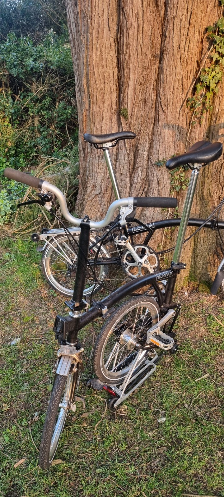 2 Brompton M6R 17  Black Folding Bikes 2017 Black – 6 Speed Excellent