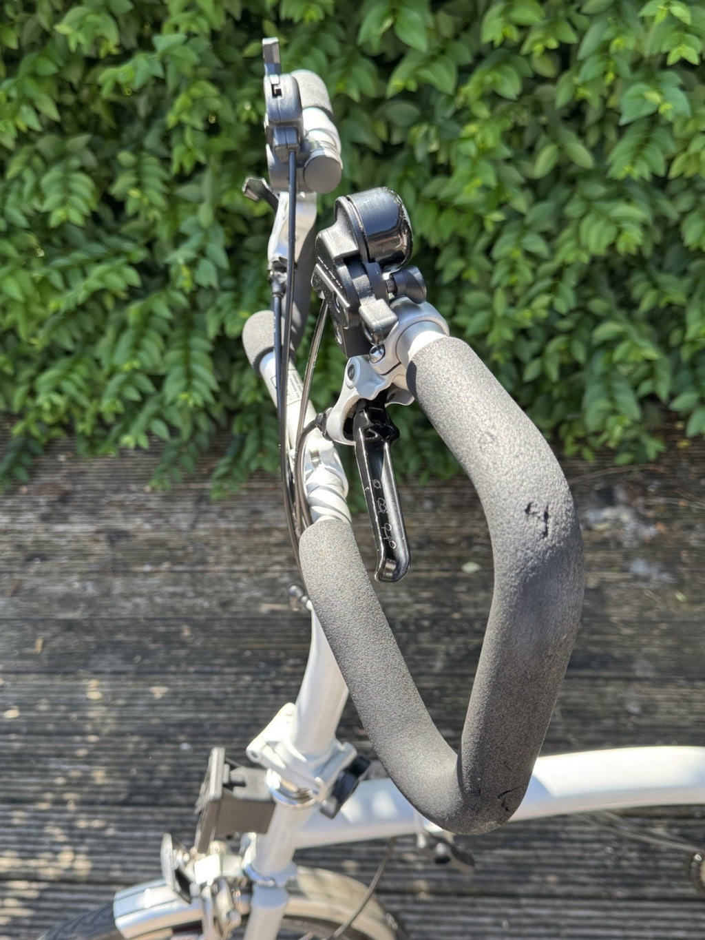 Brompton 2012 P6R folding bicycle 6 Speed, White