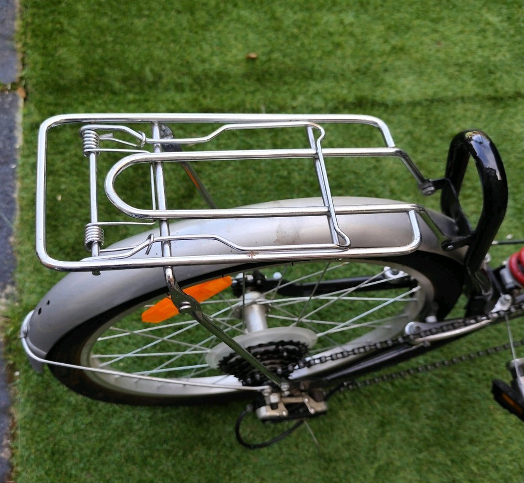 Bicycles4U folding bike .  Shimano 6 gears. See description