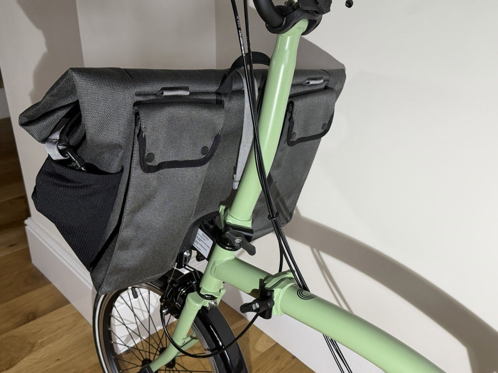 Brompton C Line M Frame Matcha Green 6 speed USED ONCE