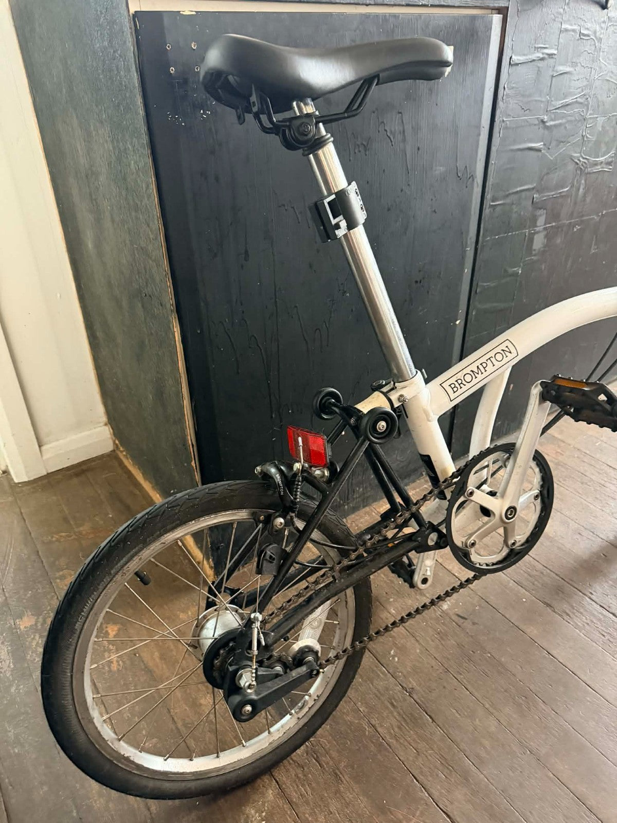 Brompton M3L White/ Black C Line 3 speed .... World Post ✈🌎📦