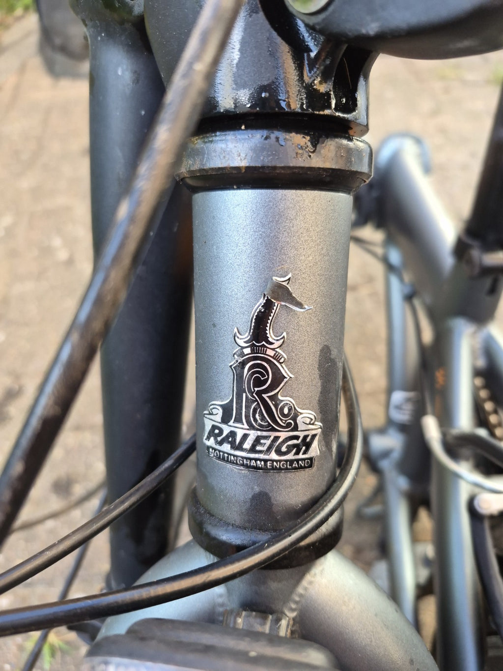 Raleigh Stowaway 20 inch folding bike