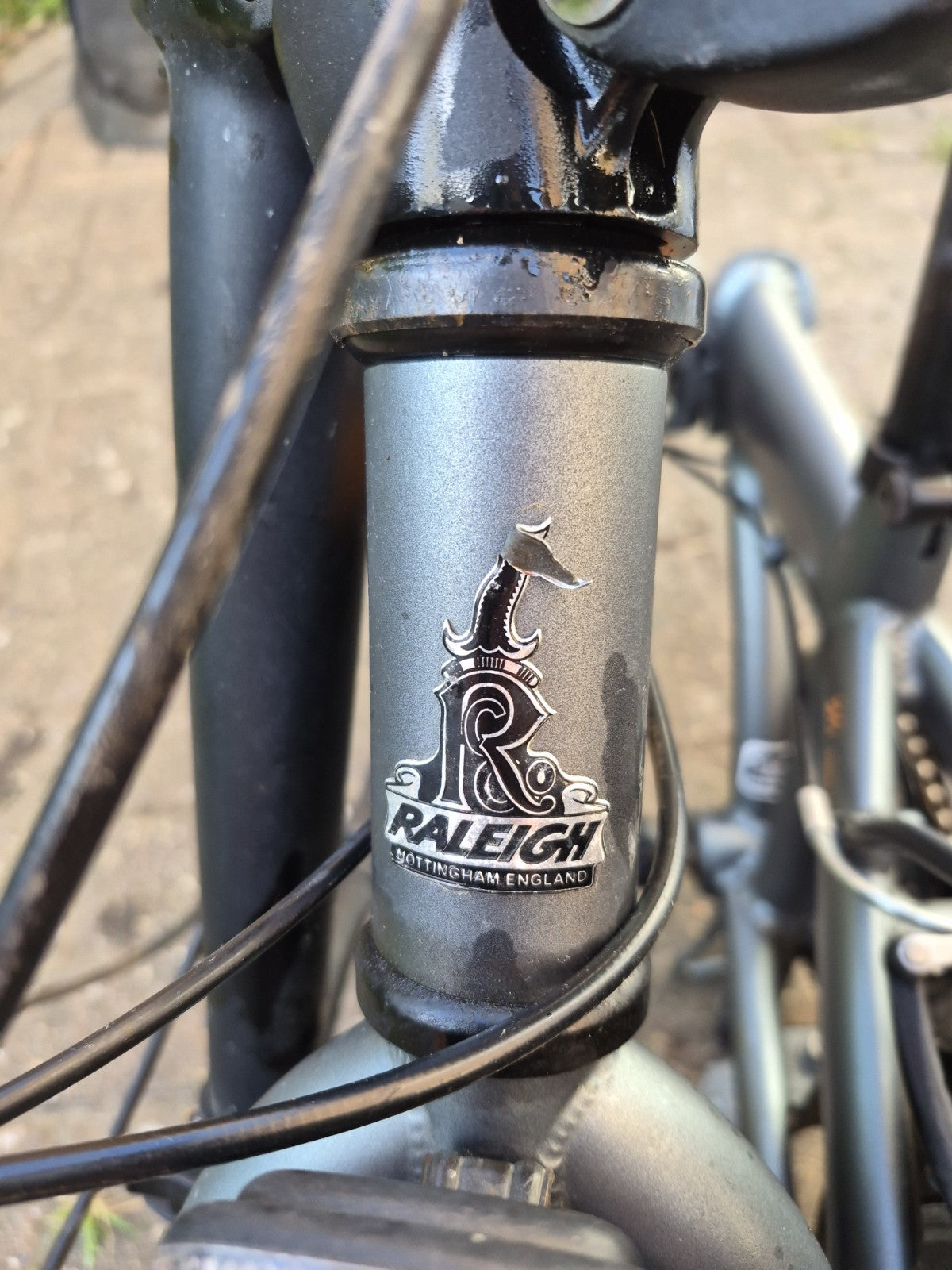 Raleigh Stowaway 20 inch folding bike