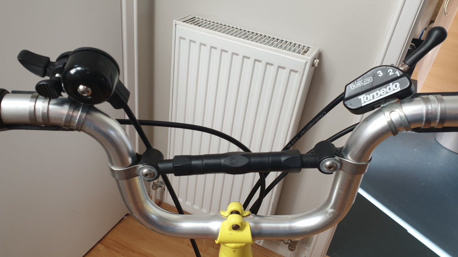 Brompton M6R 2003, Classic, Red & Yellow six-speed with rack