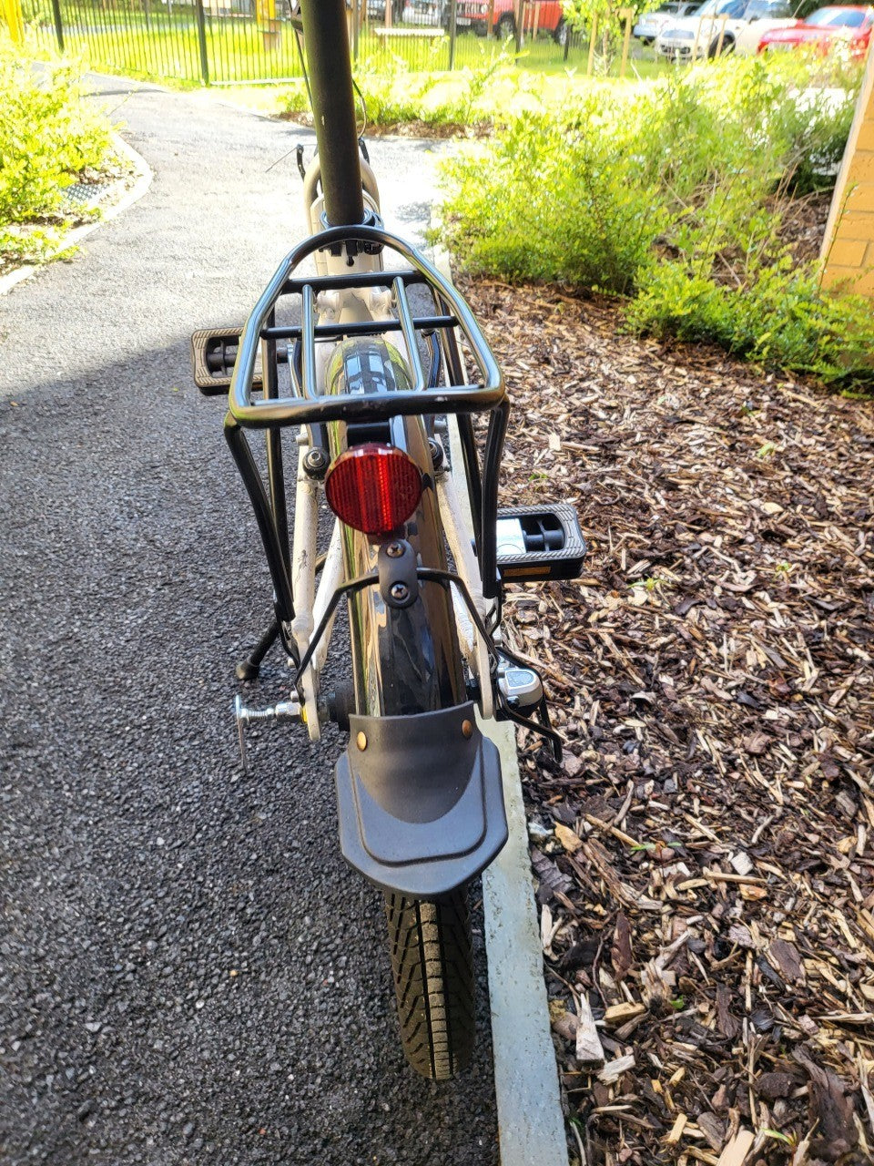 Carrera Transit Folding Bike 20” Wheels 8 Speed Alloy Frame Rack