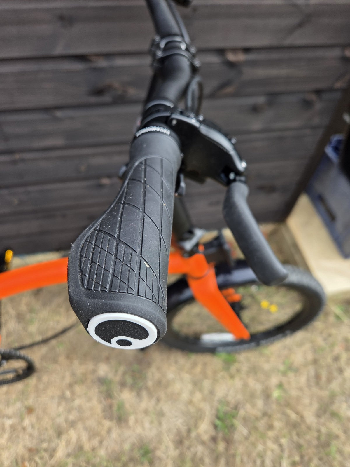 Brompton G Line 8-Speed Alfine Adventure Orange Gravel Folding Bike Medium Frame