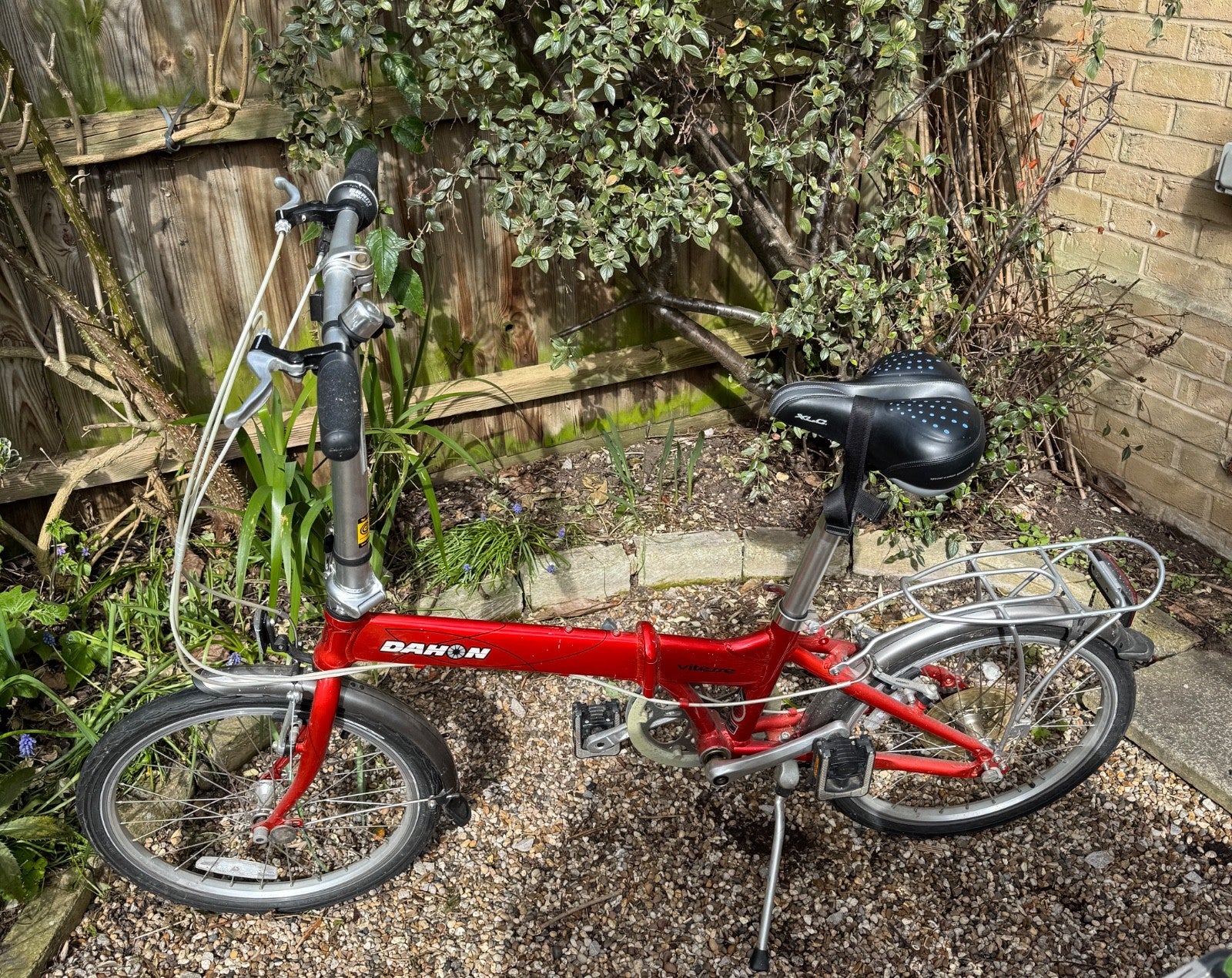 Dahon Vitesse Aluminium Folding Bicycle  7 Speed HUB Gears VGC
