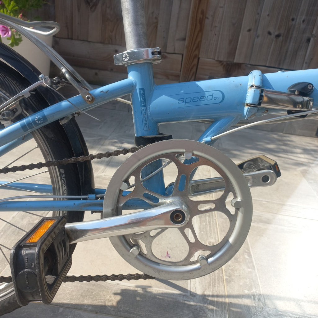 Dahon Speed D7 folding bike
