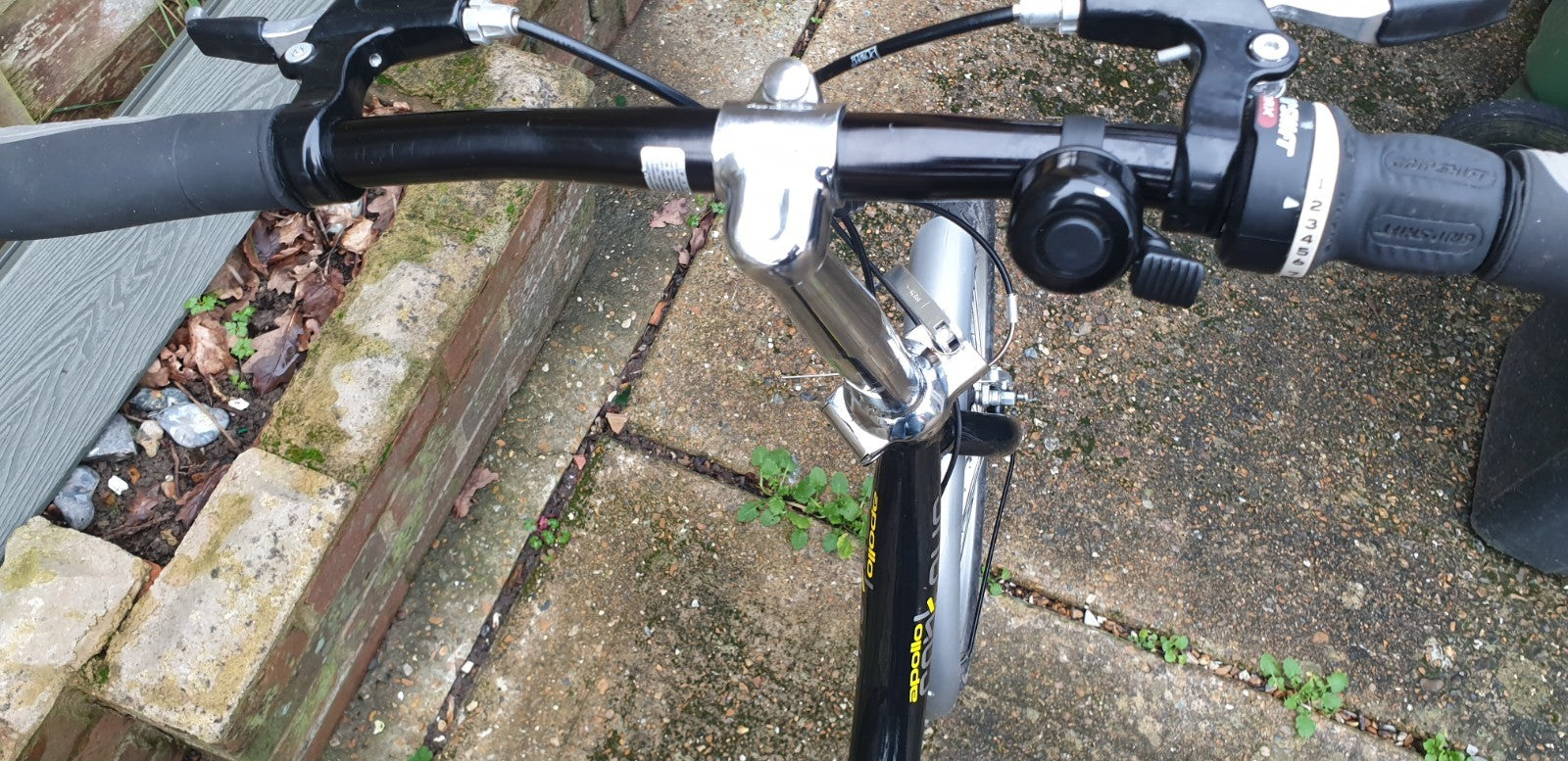 Apollo Contour Alloy Folding Bike Unisex Adults. Used but Excellent Condition