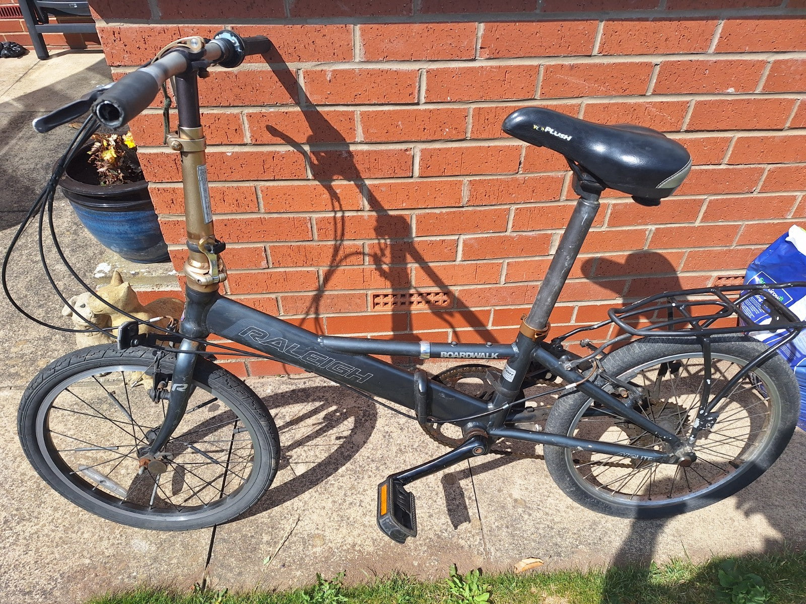 Raleigh Boardwalk Folding Bike