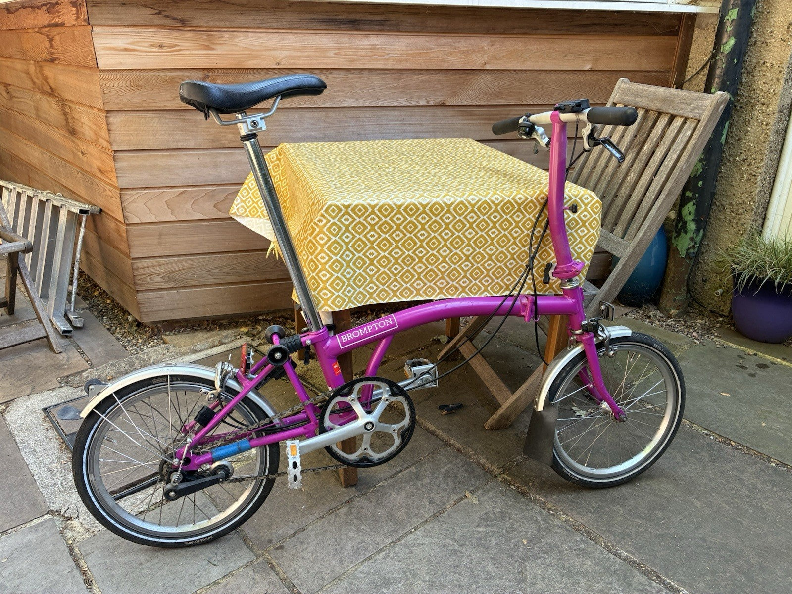 Brompton Folding Bike 3-Speed Limited Addition ‘ Berry Crush’ Little Used