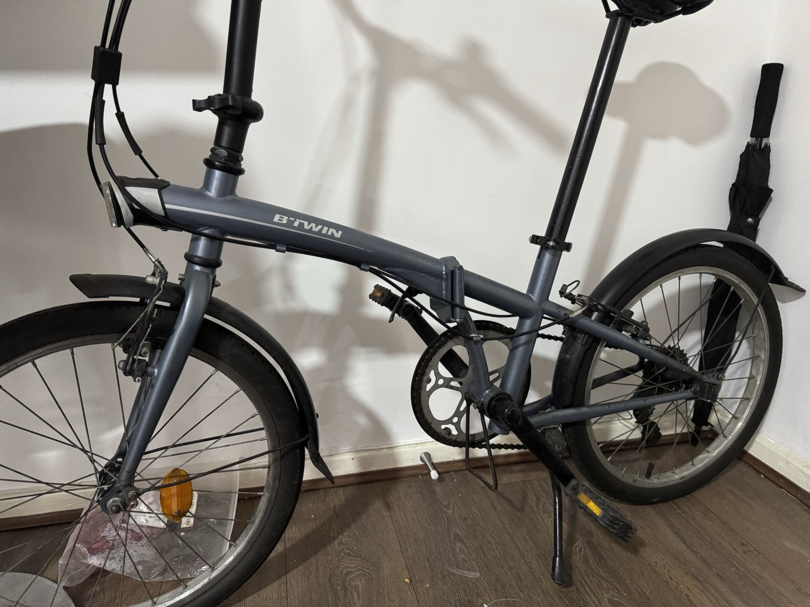 B'TWIN 20in Grey Folding Bike V-Brakes Derailleur Mudguards Kickstand