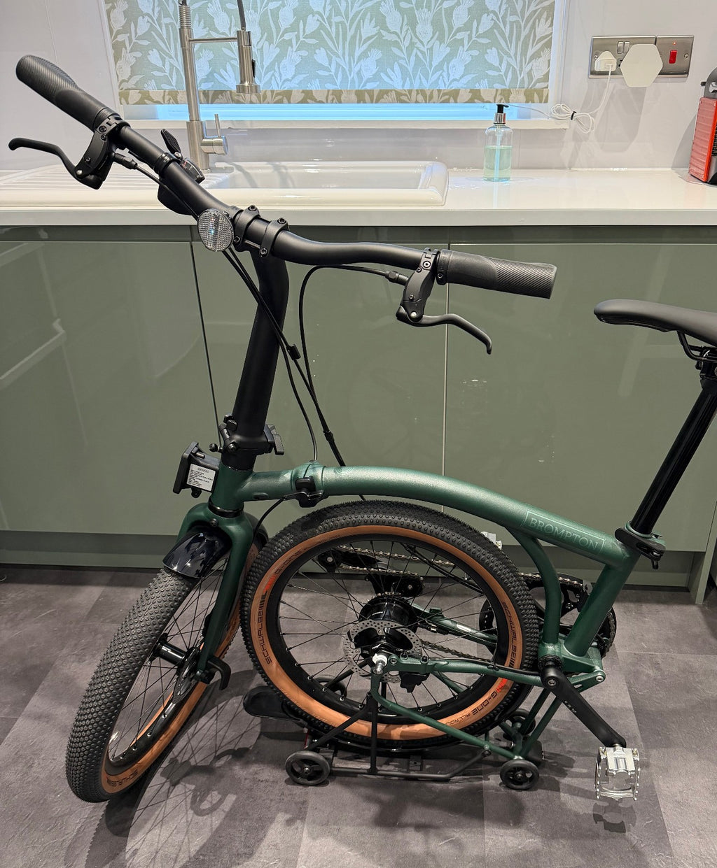 NEW * 2026 Brompton G Line Roller Frame Gravel Folding Bike L Forest Green Large