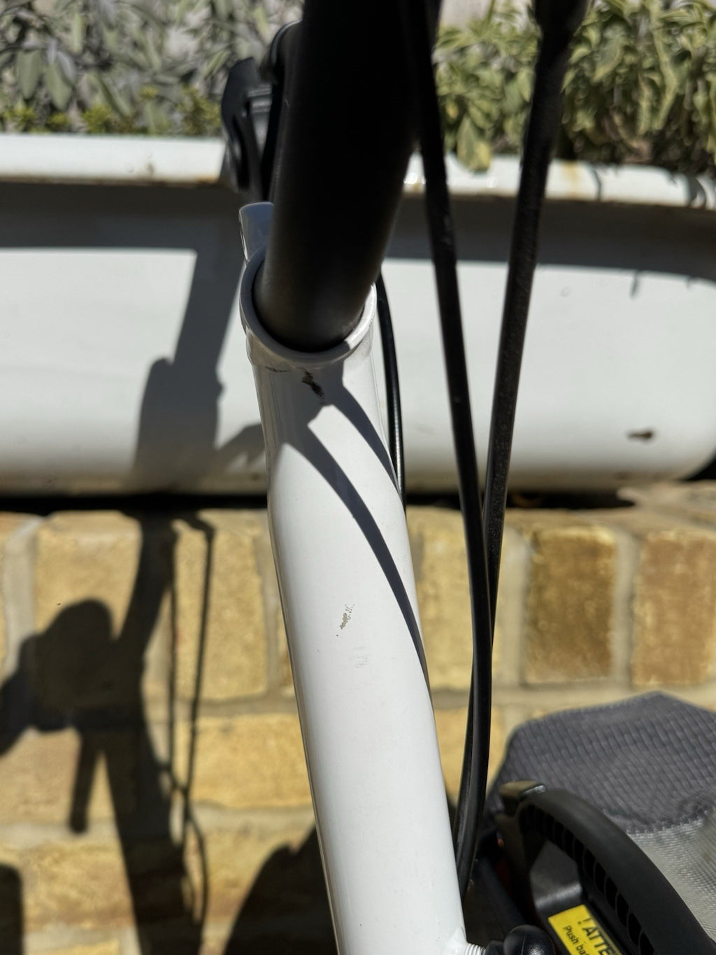 Brompton M6LE white with Bag - Used Condition - folding bike