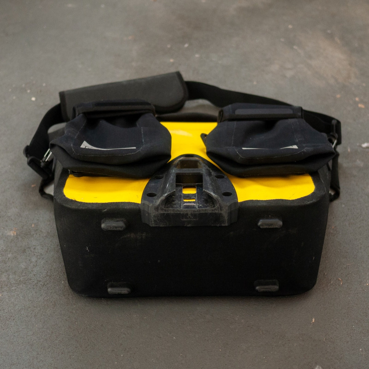 Brompton Ortlieb O Bag - Yellow & Brompton Front Carrier Block Same Day Dispatch