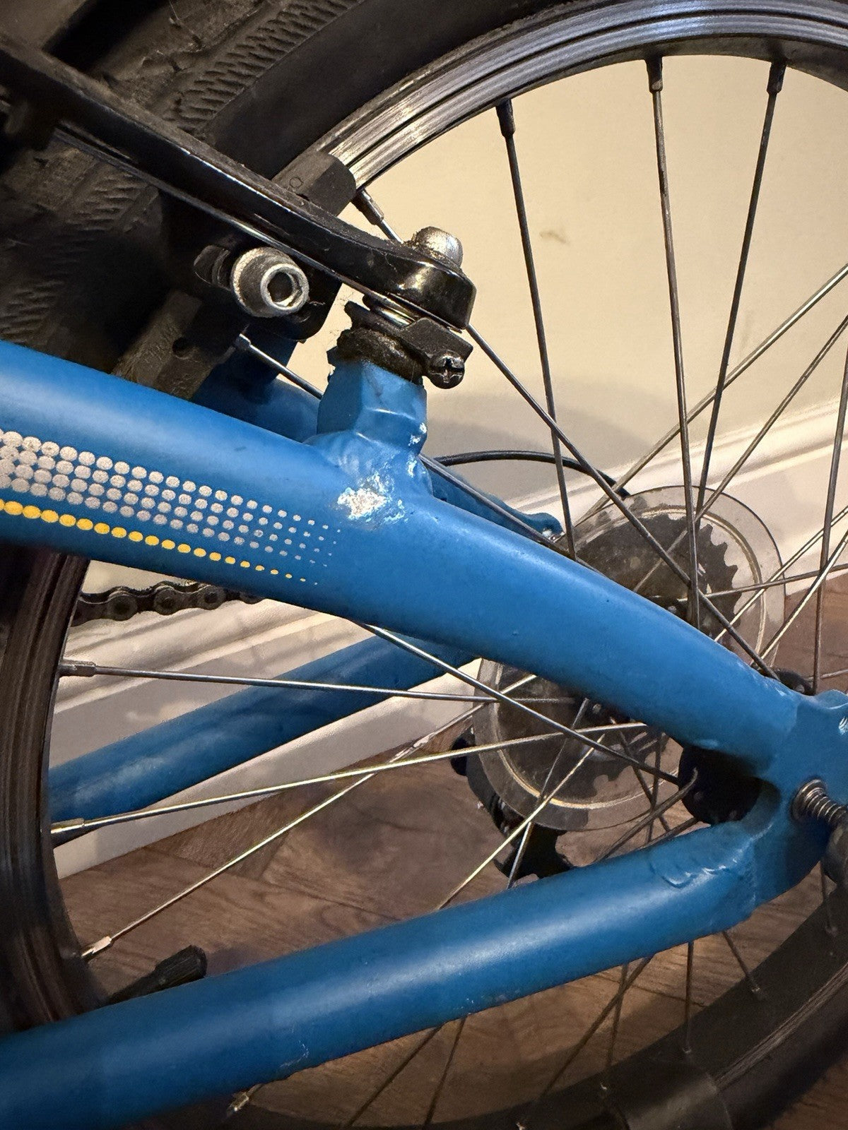Tern Link B7 Folding Bike with 20 inch Wheels, 7 Speed. Light Blue