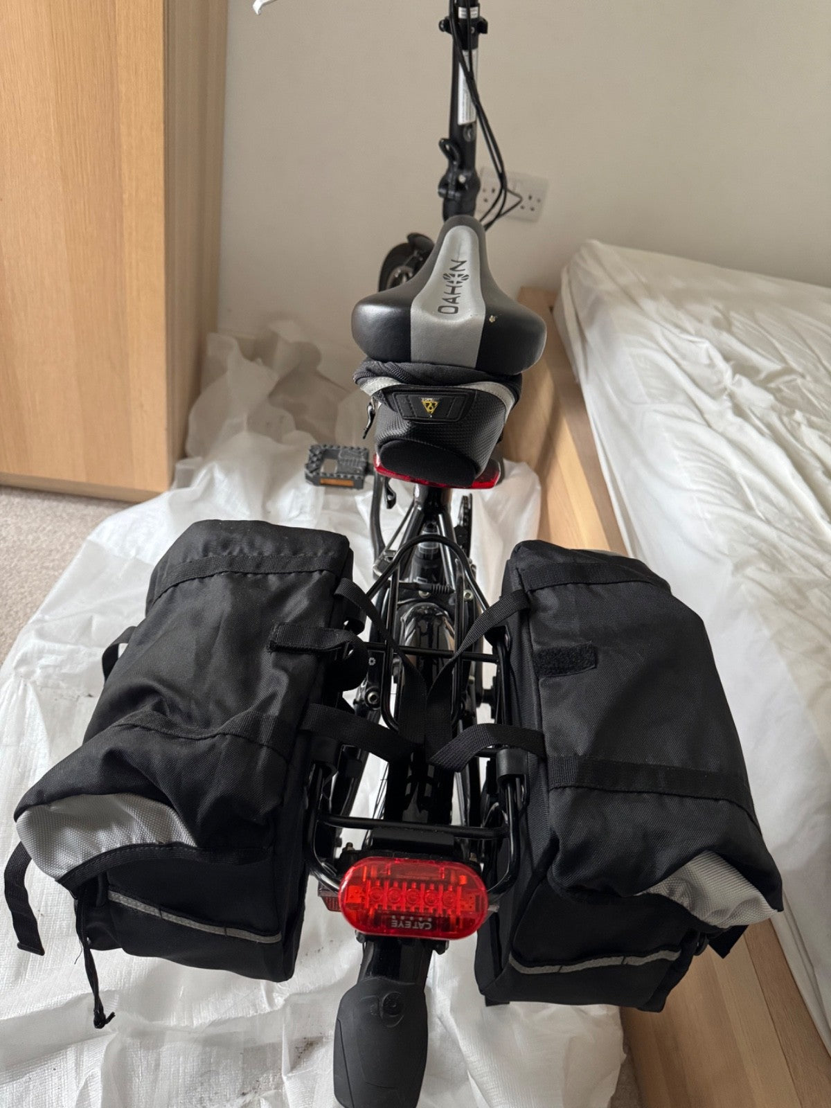 Dahon Vitesse Folding Bike with Accessories Excellent Condition