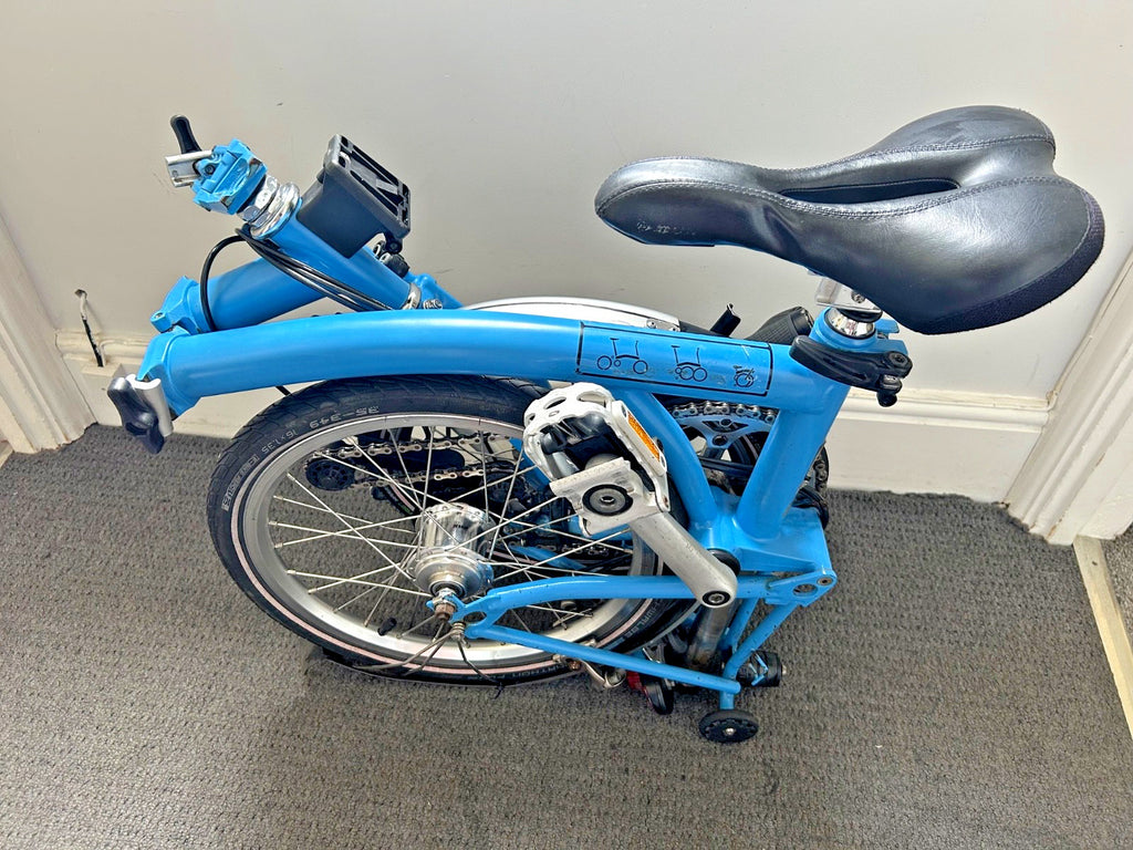 Brompton M6R Folding Bike – Arctic Blue