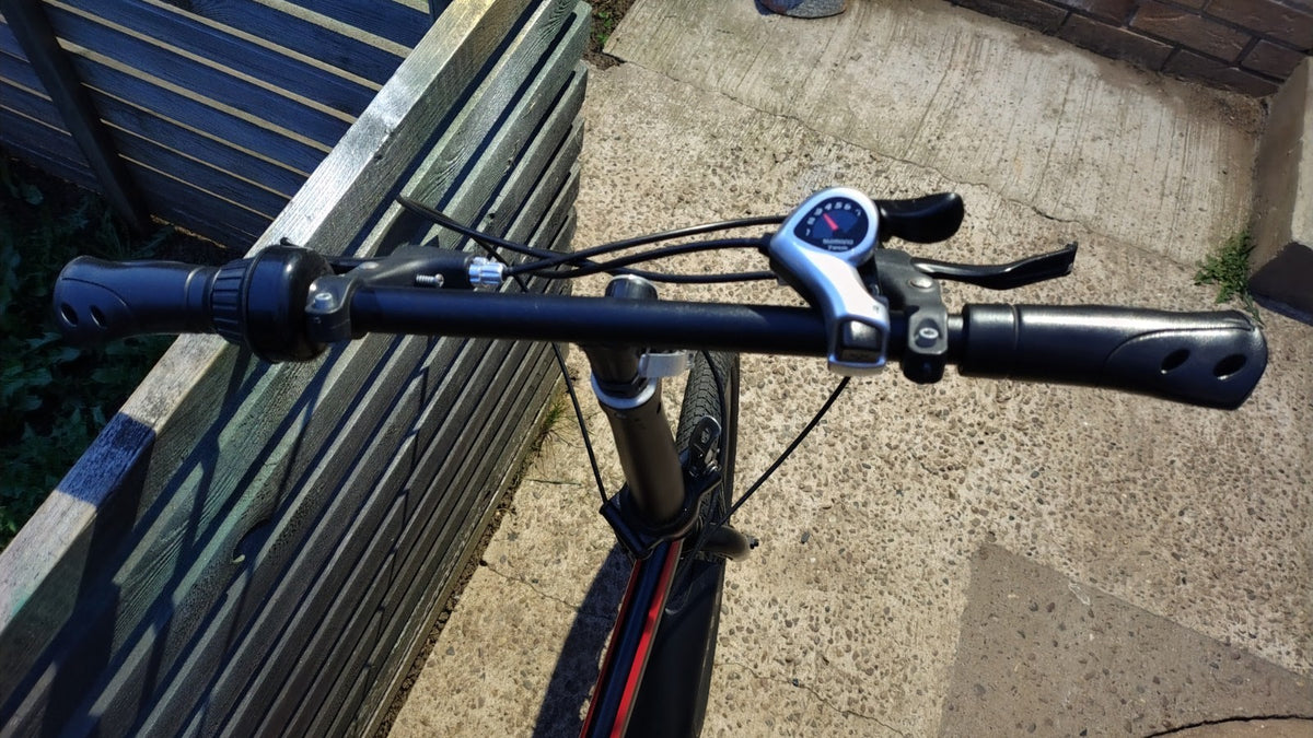 SRAM 20in Folding Bike Black/Red Disc Brakes Mudguards Rear Rack
