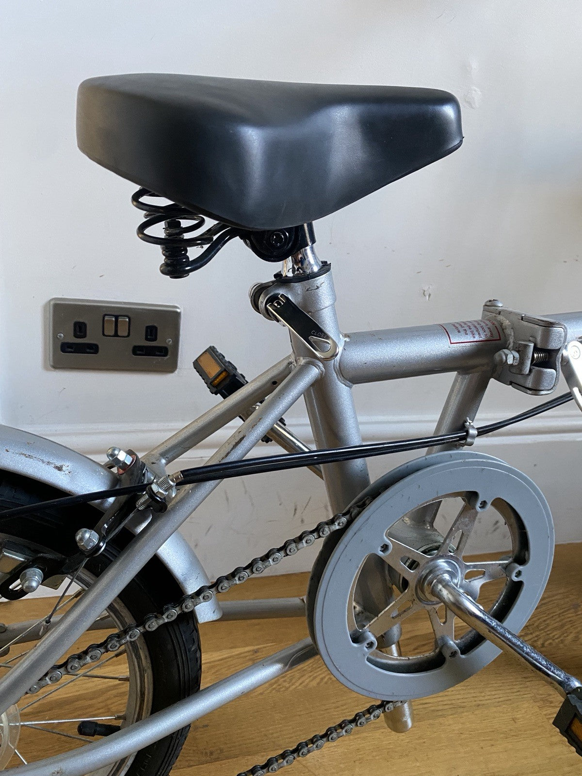 Sea Sure Folding Bike Excellent Condition 6 Speed With Carry Bag