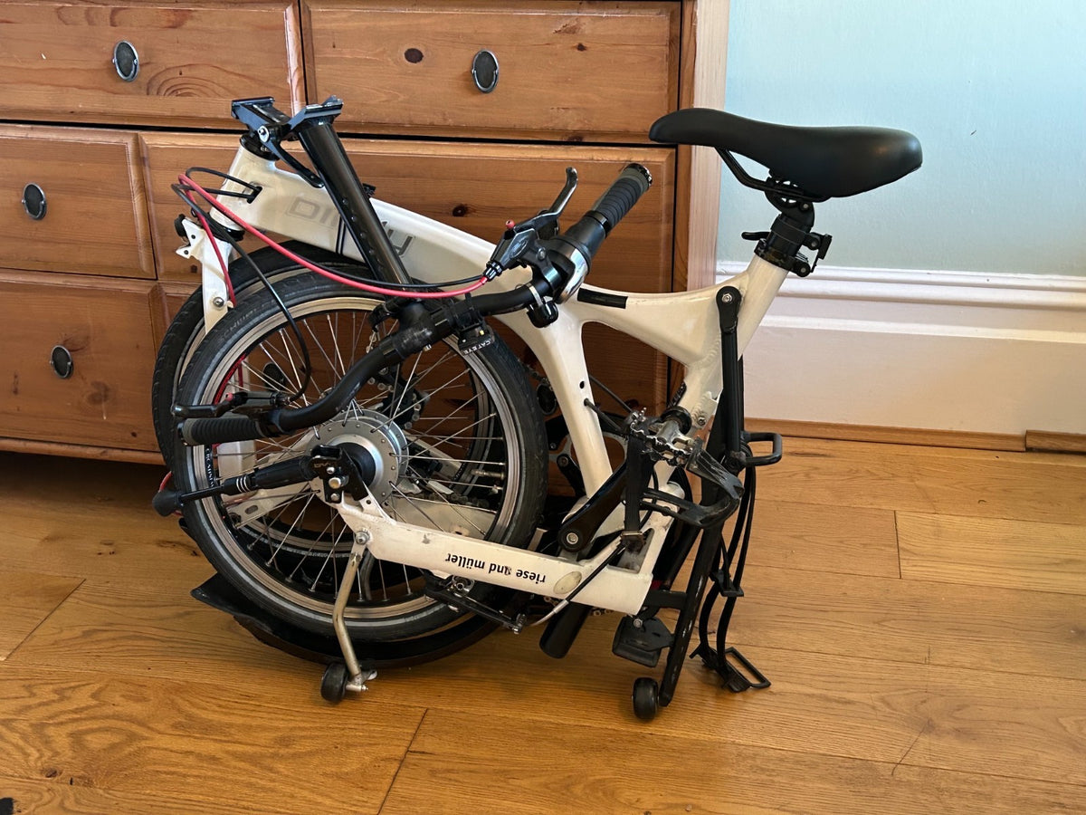 Birdy City mk2 folding bicycle - 8 speed shimano nexus hub gears. Great commuter