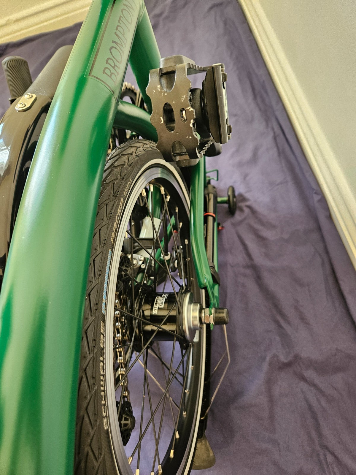 Brompton M6L - 6 Speed - C Line - Mid- Racing Green - Excellent Condition