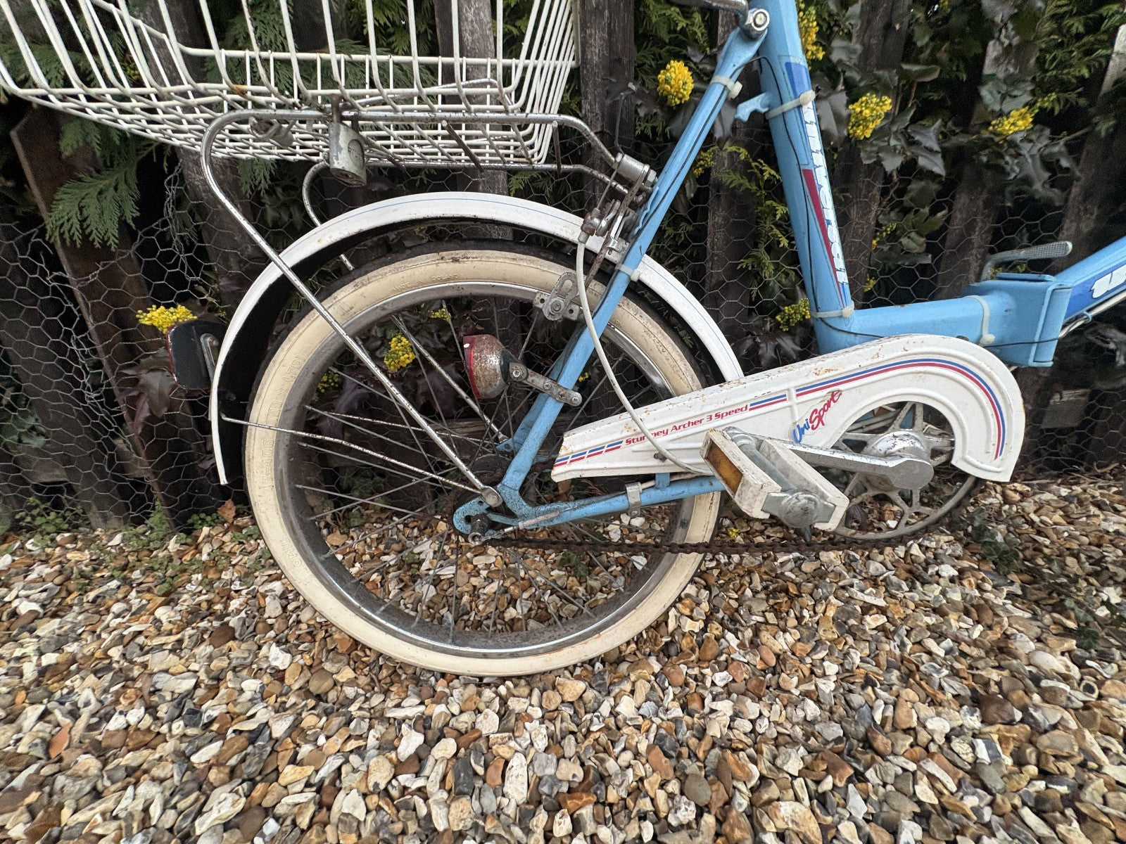 UNIVERSAL UNI SPORT SHOPPER BICYCLE BIKE - 3 SPEED SA HUB - SKY BLUE