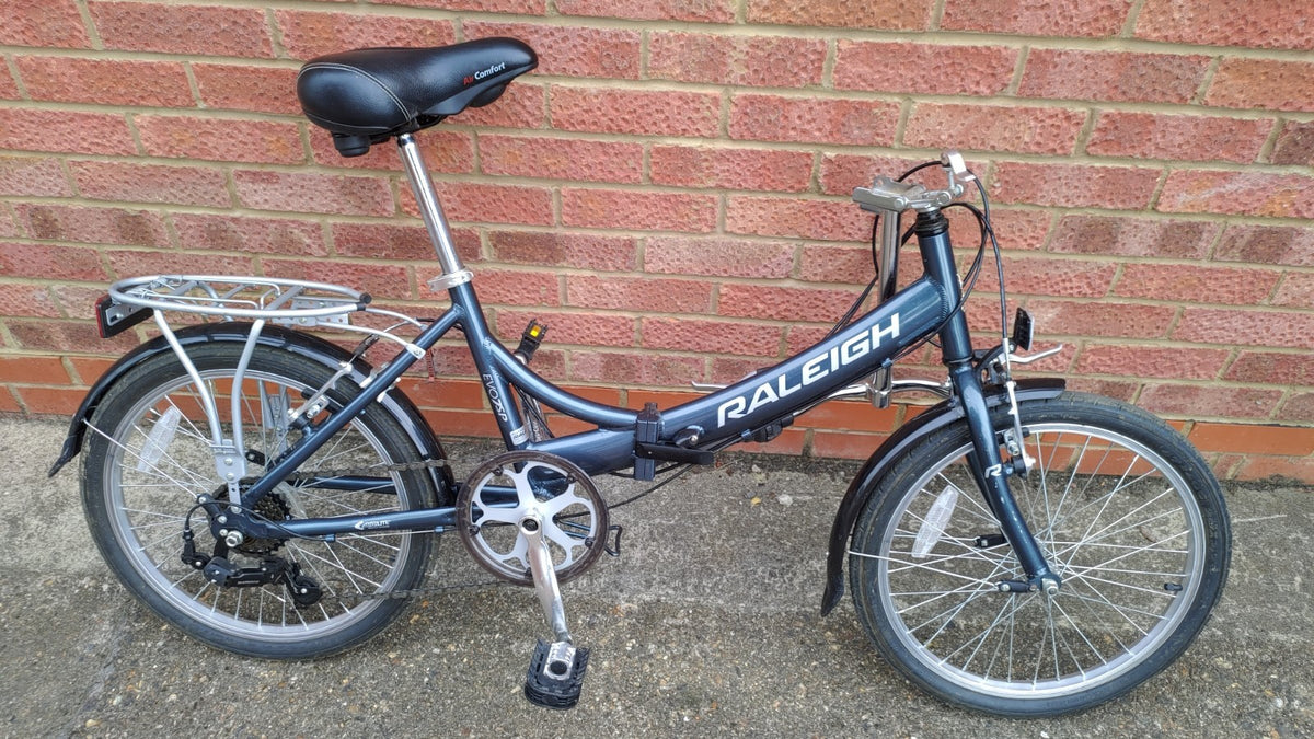 Raleigh EVO 7 SP AirLite Folding Bike Grey / Navy Bicycle 20" Wheels