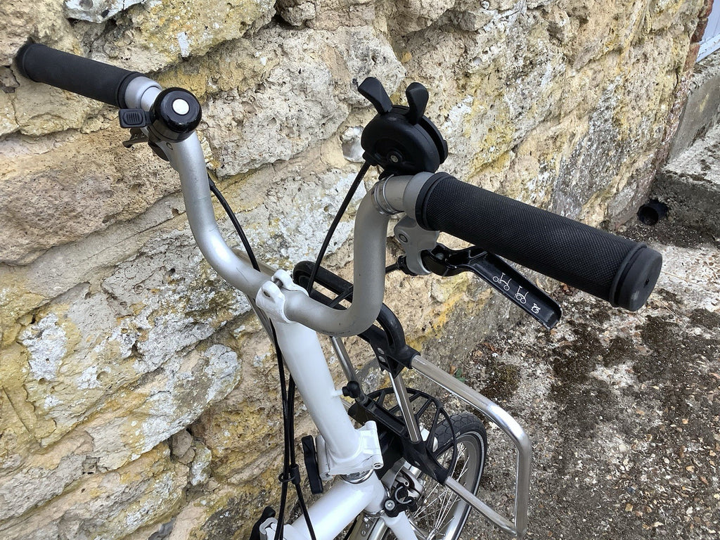 Brompton M3R Folding Bike - White + Panniers, Rack Bag, Front Frame -UK DELIVERY