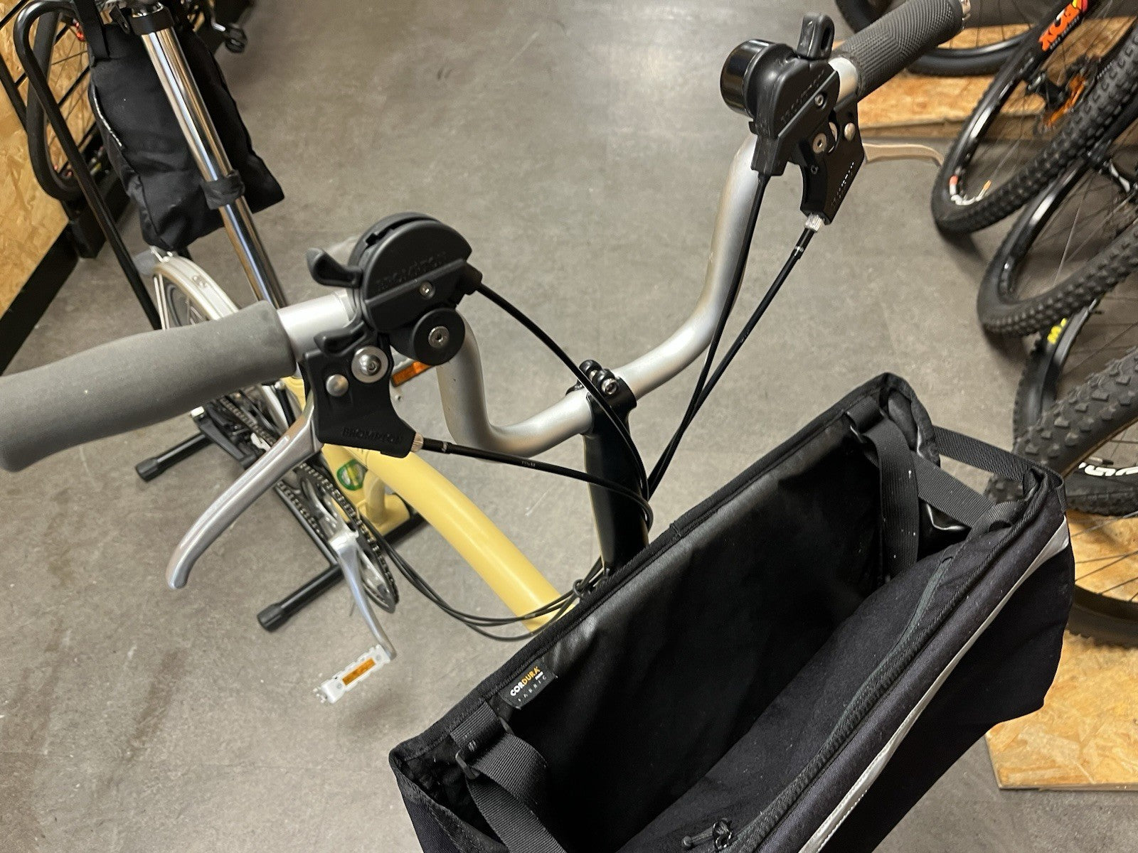 Brompton M6L 6spd 16” (AL) Folding Bike