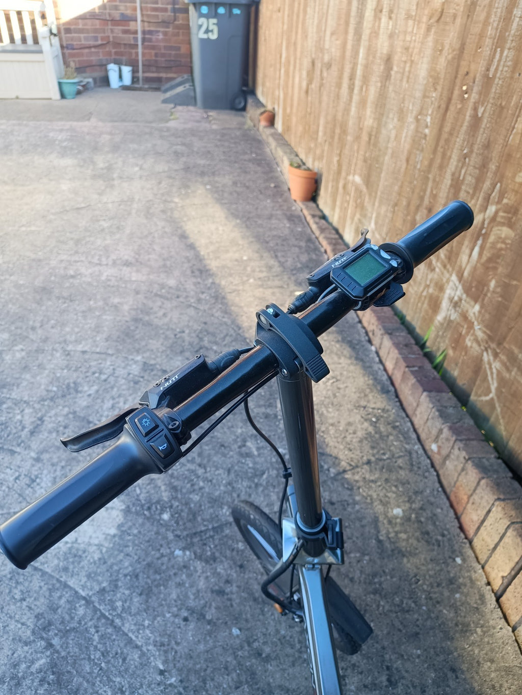 Foldable Bike Adult - OFFERS PLEASE - GREAT CONDITION - Great for Mororhome