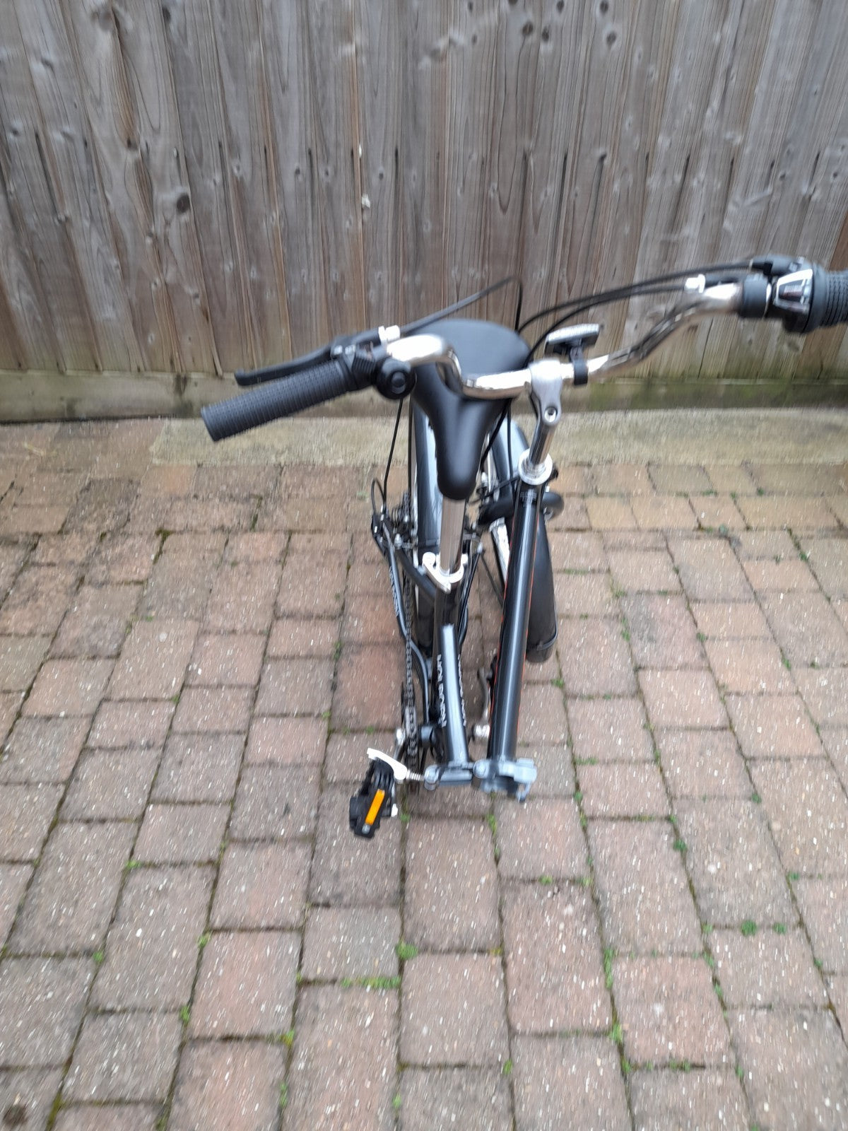 Holborn Challenge 20-inch Wheels Folding Bike Unisex With 6 Gears.