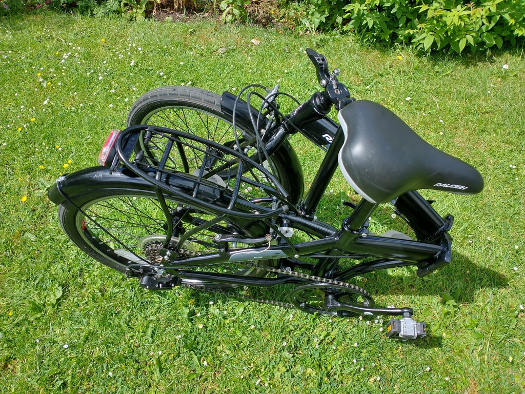 Raleigh Folding Bike For Adults.  Little used.
