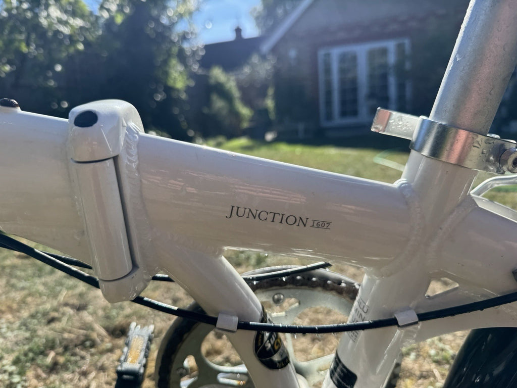 Bickerton Junction 1607 Country Folding Bike  with pannier, bike pump and lock