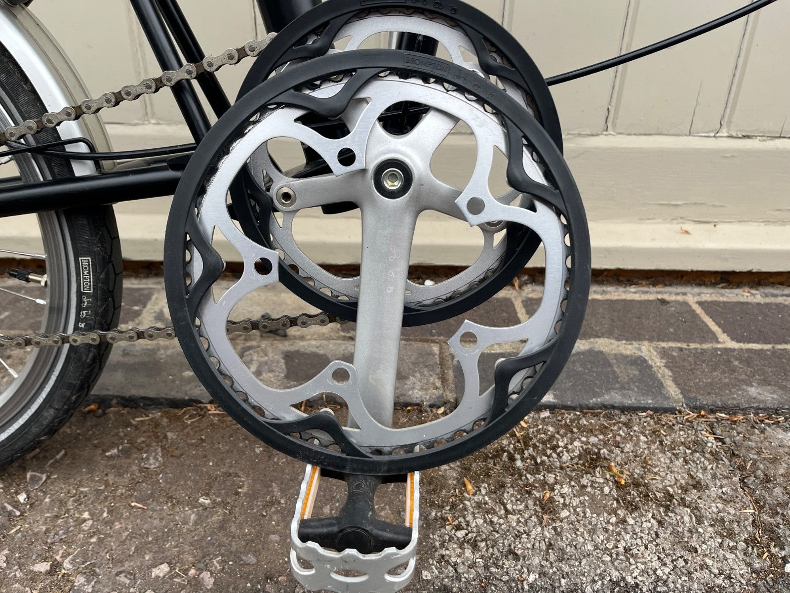 Brompton M1L folding bicycle - single speed - black - great condition