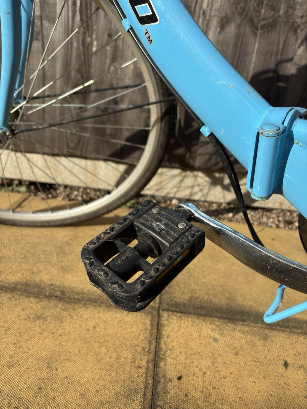 Ecosmo  26 Inch Wheel Women Folding Bike Blue Good Condition