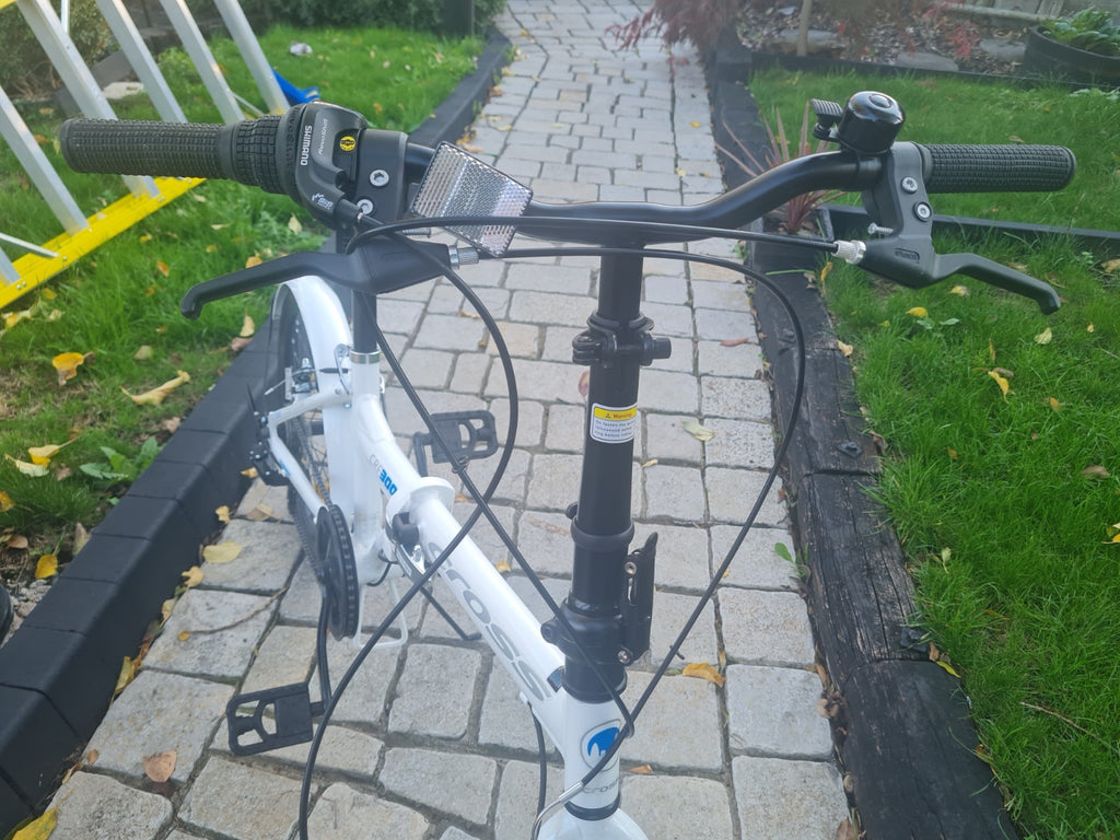 Cross CRF300 20in Folding Bike, Derailleur Gears, Mudguards, White