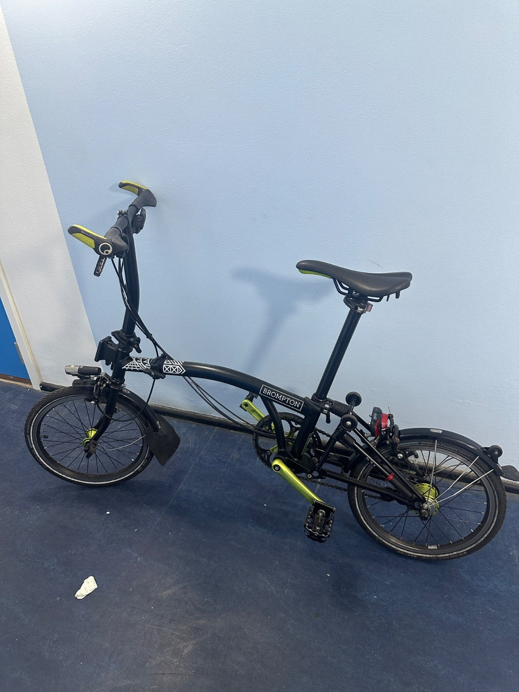 Brompton x Vespertine NYC Limited Edition S6L – Rare Collector’s Model