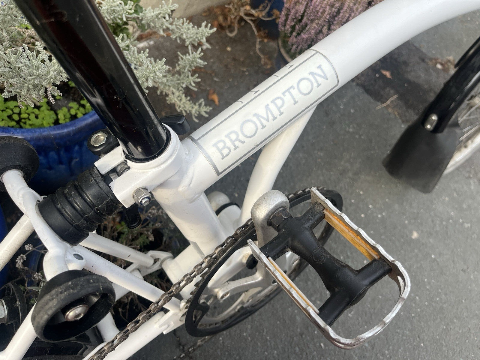 Brompton S1L Folding Bike In White With Black Upgrades