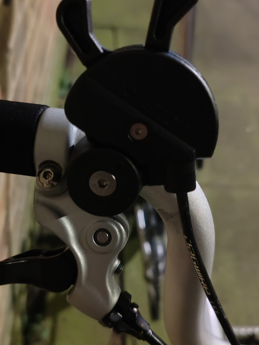 Brompton H3L White 3 Speed Folding Bike High Bar Serviced