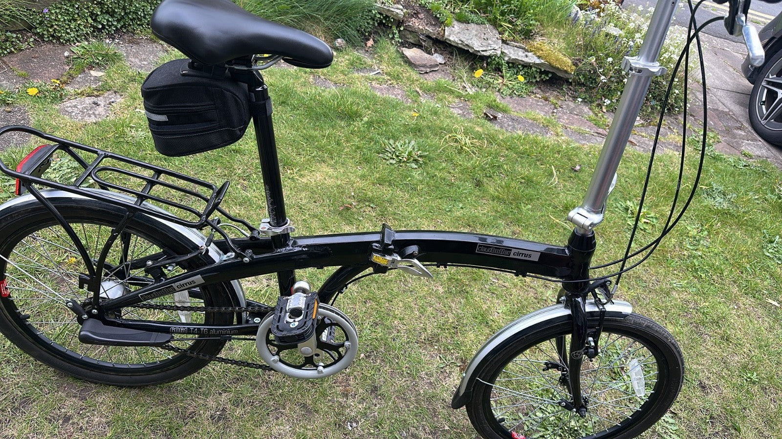 Pair of Claud Butler Cirrus folding bikes - 2 identical bikes in great condition