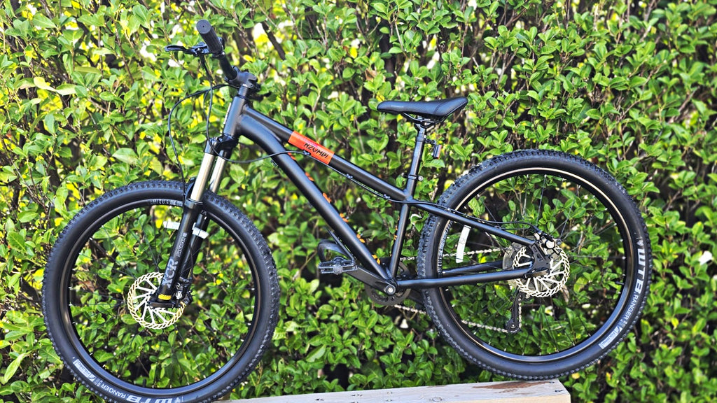 VooDoo Nzumbi 26in Hardtail Mountain Bike, Front Suspension, Disc Brakes