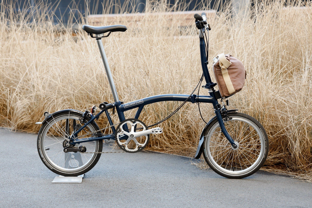 Folding Bicycle Brompton M3L 2019 Navy Blue Extra Front Bag Excellent Condition